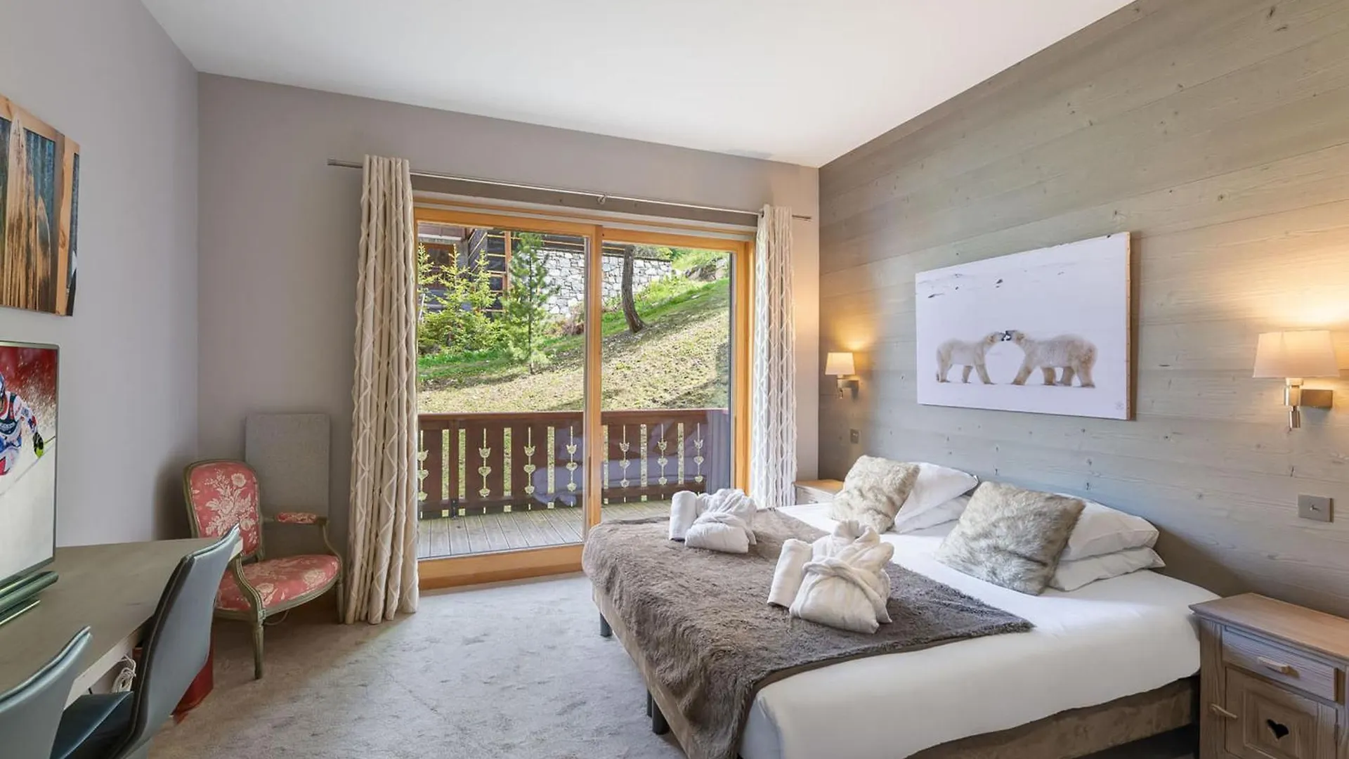 Апартаменты Appartement Elegant Avec Acces Direct Aux Pistes Et Espace Bien-Etre - Fr-1-565-14 Les Allues Франция